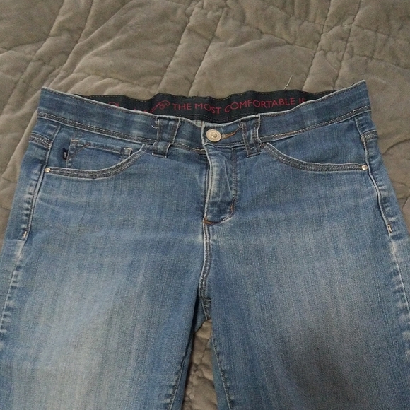 Lee Blue Straight Leg Jeans with Classic Style - Picture 5 of 5